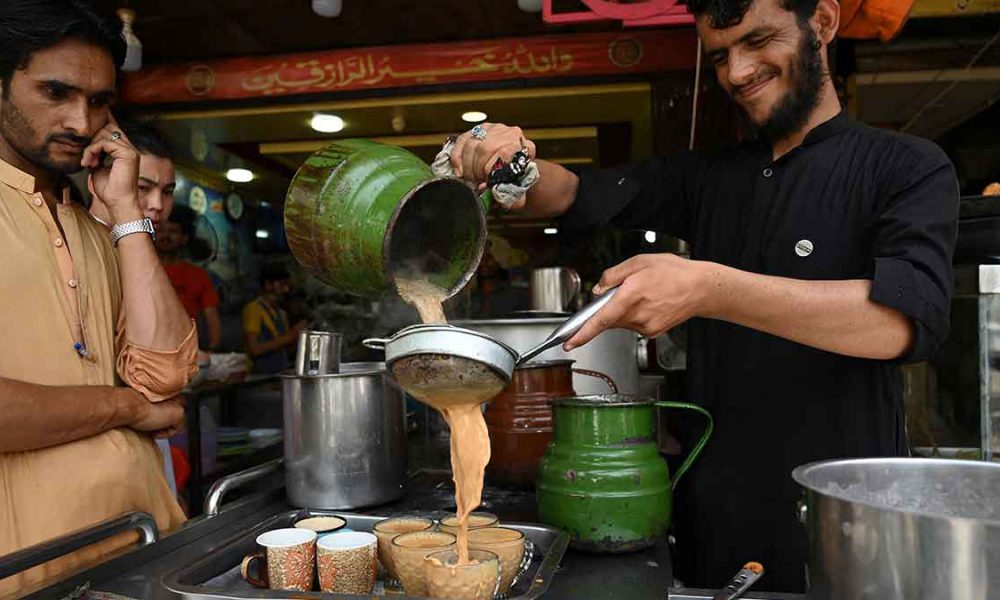 Pakistan tea